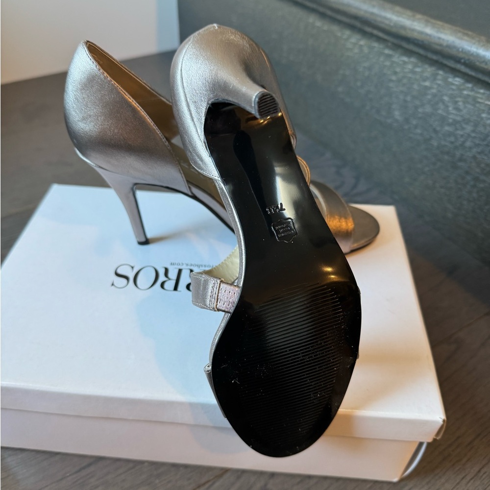 Champagne Color Heels - Picture 3 of 3